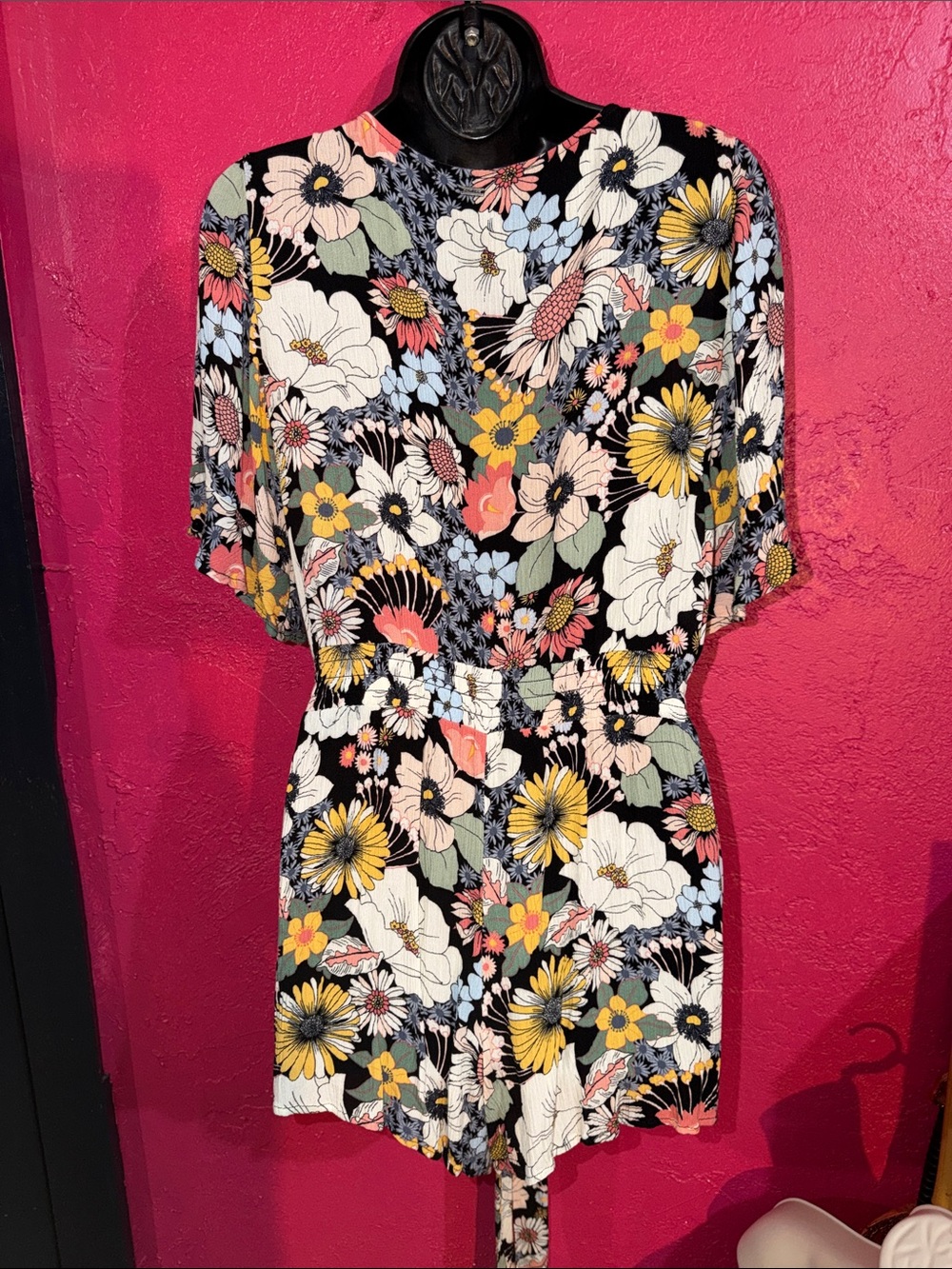 O'Neill Kyrie Flower Power Floral Romper. Sz M. 70’s. Beach. Festival. Vacation - Picture 9 of 17